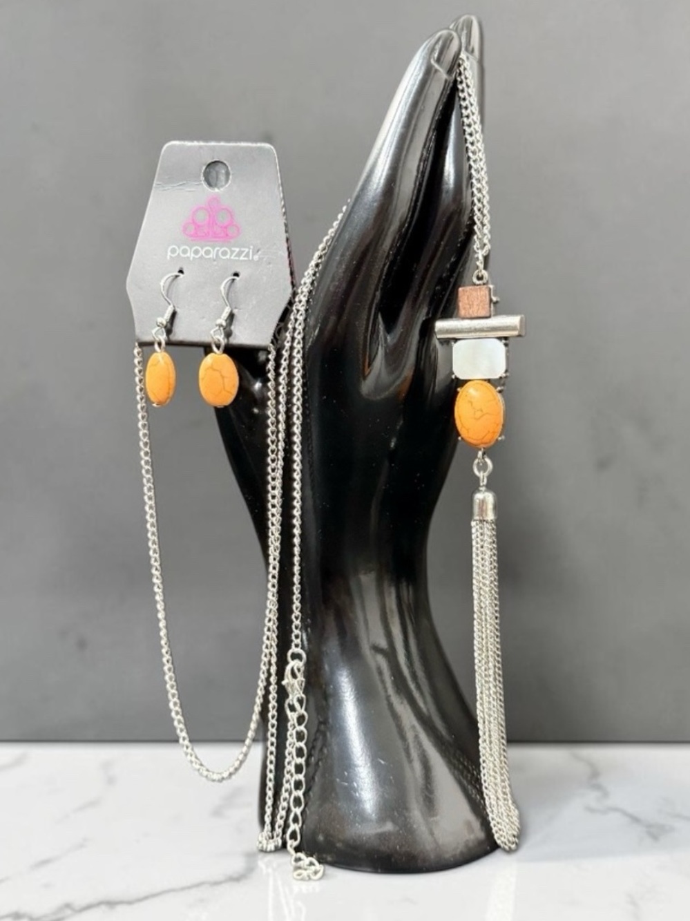 PAPARAZZI Necklace and Earrings
